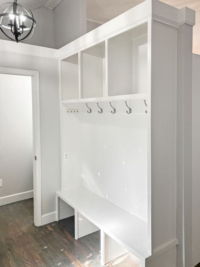 Building Photo - 974 Crystal Rock Rd