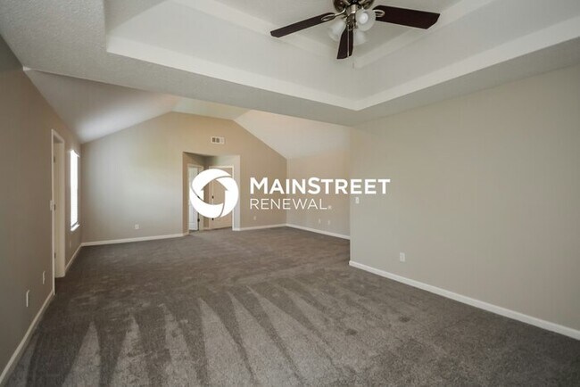 Building Photo - 6 Bedroom Pet-Friendly Home in COVINGTON, GA with Main Street Renewal