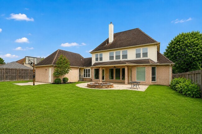 Building Photo - 1726 Parklake Village Dr
