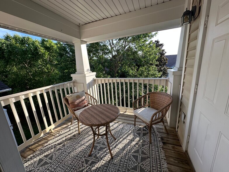 Building Photo - 16446 Redstone Mountain Ln