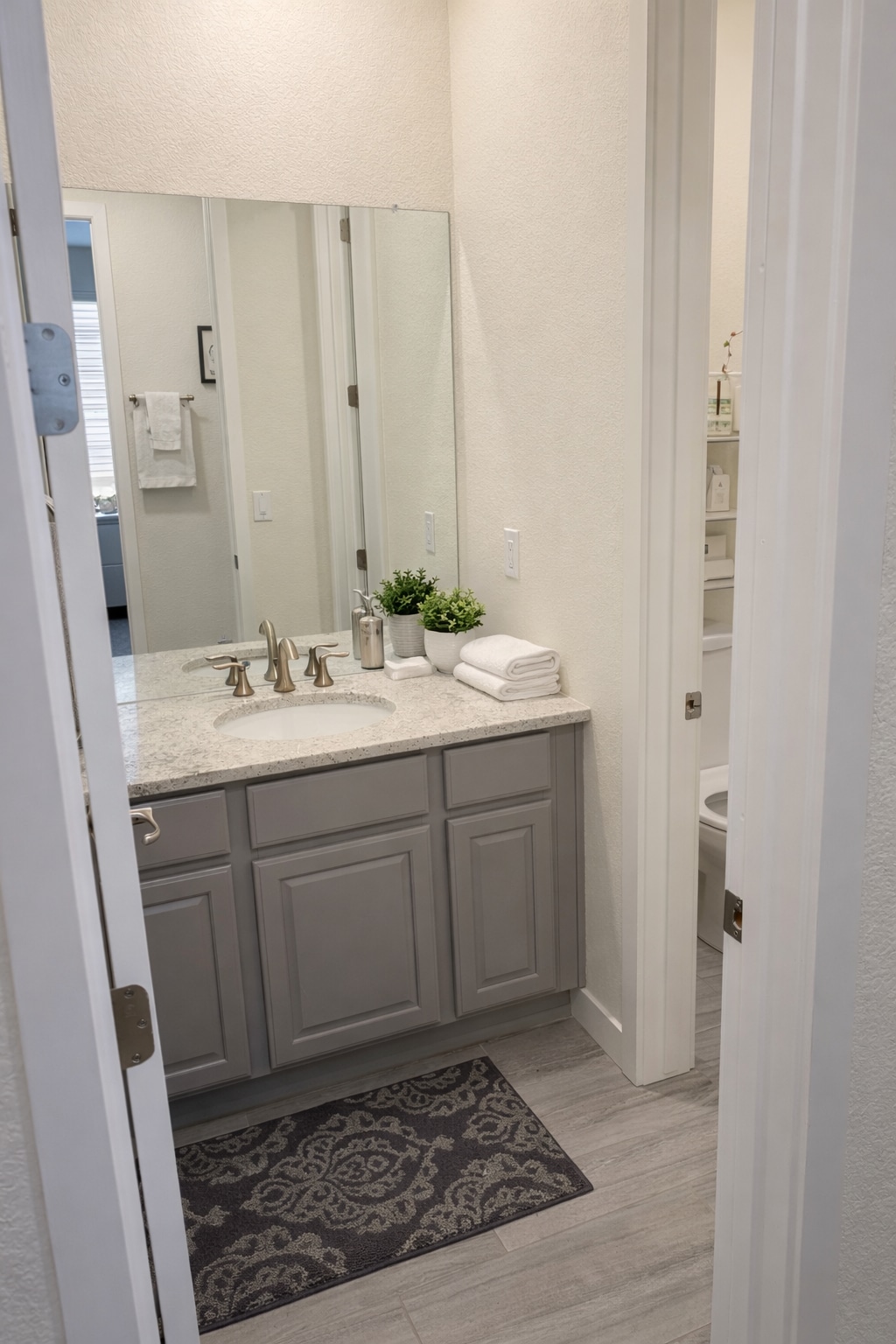 Building Photo - 6971 Hyland Hills St