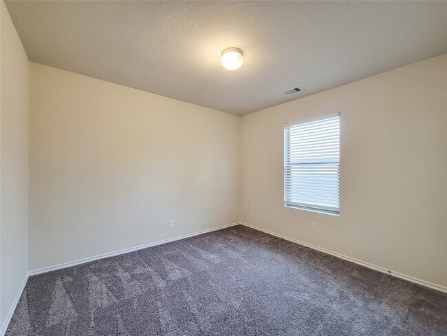 Building Photo - 828 Katydid Ct