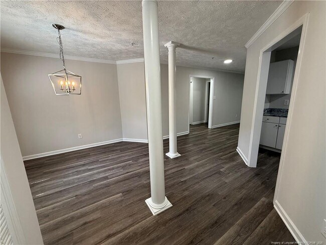 Building Photo - 340 Bubble Creek Ct