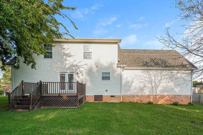 Building Photo - 4003 Pewter Trail