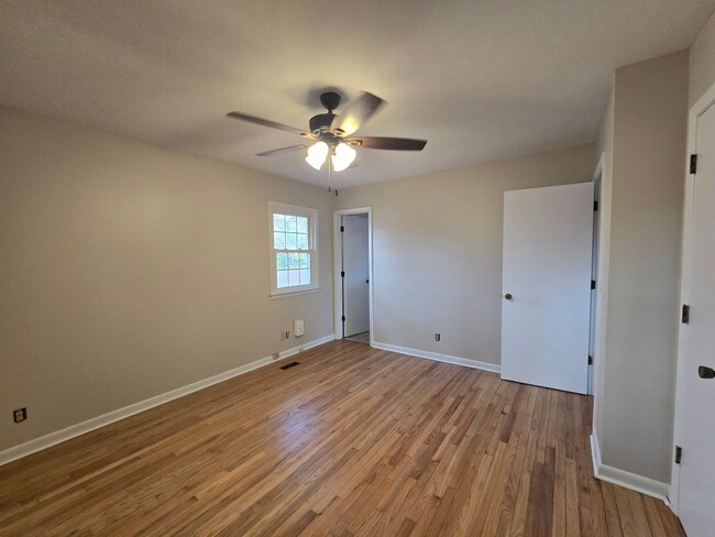 Building Photo - 5426 Silver Pine Ct