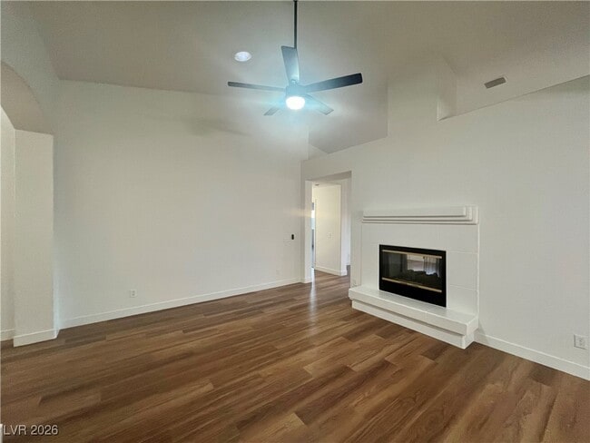 Building Photo - 3816 Waynesvill St