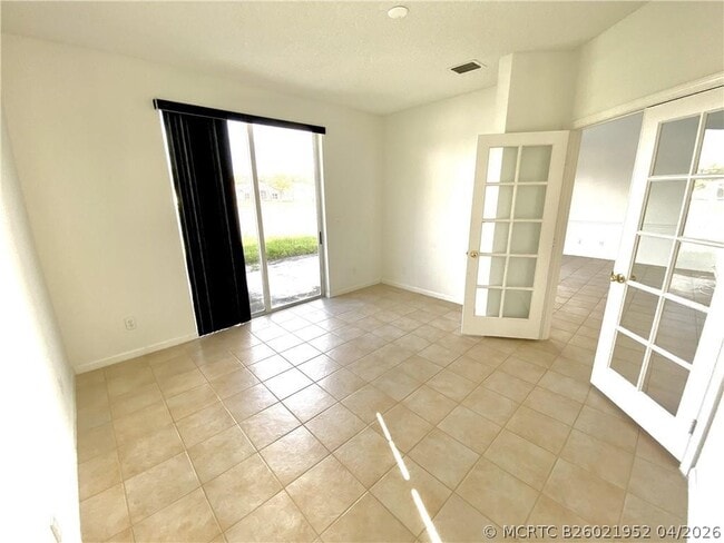 Building Photo - 11135 NW 46th Dr