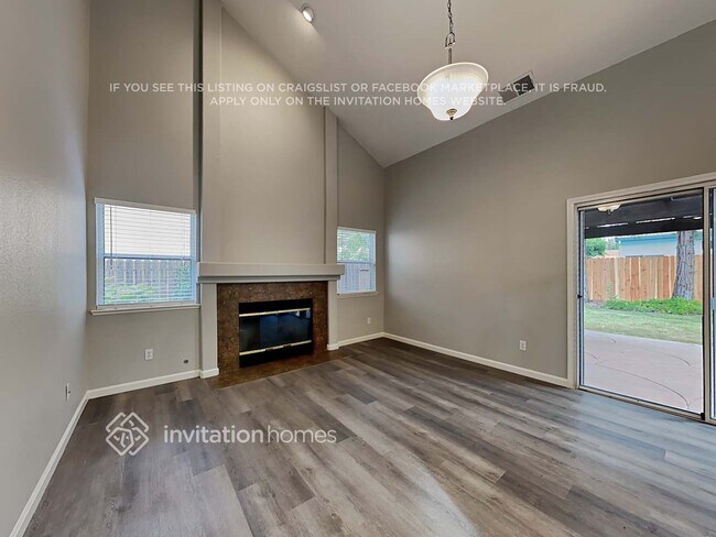 Building Photo - 148 Suncrest Way
