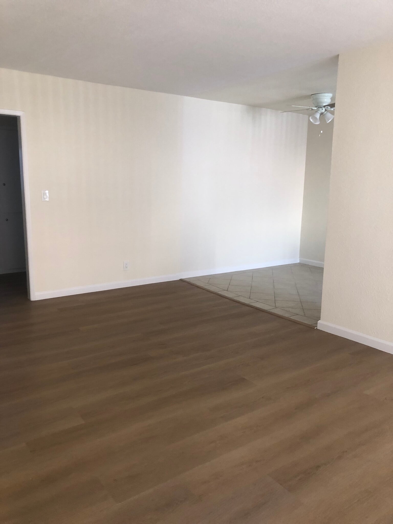Building Photo - 514 S Gramercy Pl