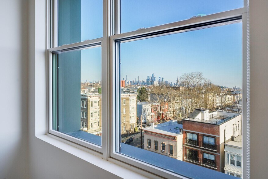 Building Photo - 3443 John F. Kennedy Blvd