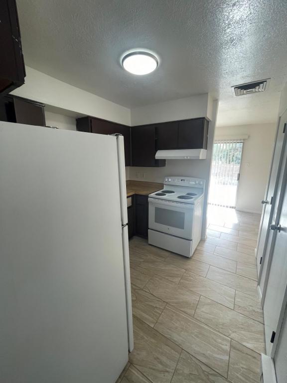 Building Photo - 195 Monte Alto Pl NE