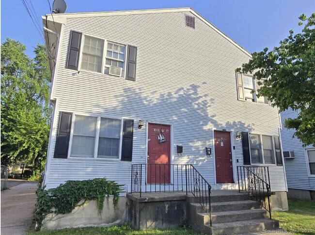 Building Photo - 307 Tolland St