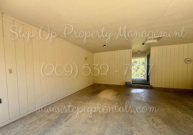 Building Photo - 96 S Norlin St