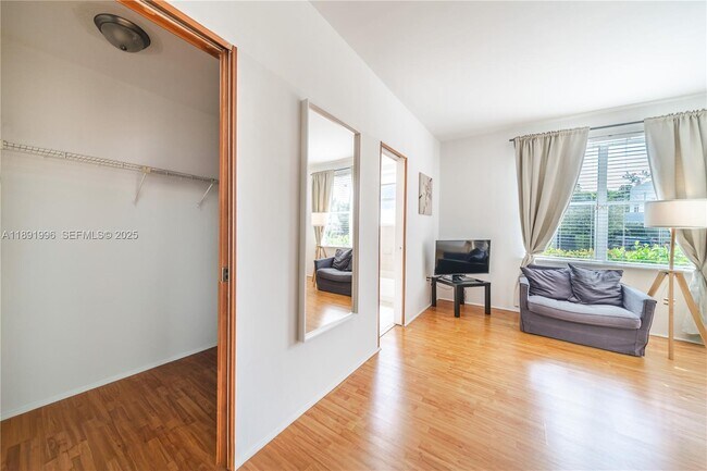 Building Photo - 1502 Jefferson Ave