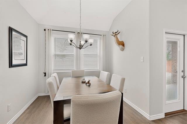 Building Photo - 2804 Cain Dr