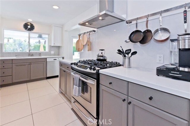 Building Photo - 1057 E Marshall Way