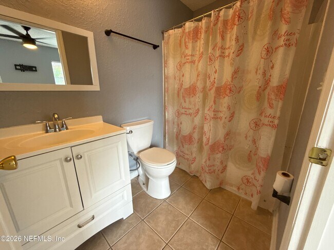 Building Photo - 1819 Lago Del Sur Drive