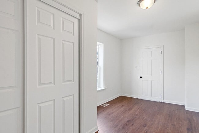 Building Photo - Spacious 3 Bedroom, 1.5 Bath Single Family Home in Harrisburg, Pa!