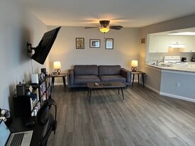 Building Photo - 3100 Seasons Way