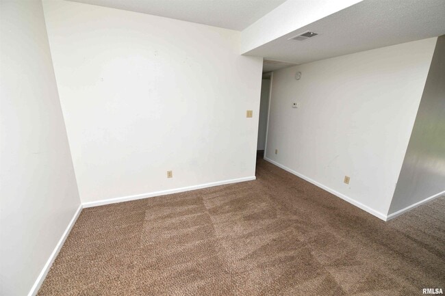 Building Photo - 5734 Autumn Ridge Ct