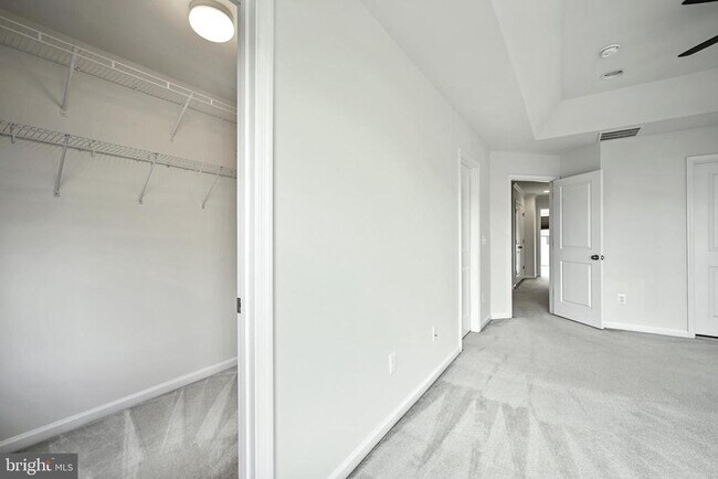 Building Photo - 23493 Adagio Terrace