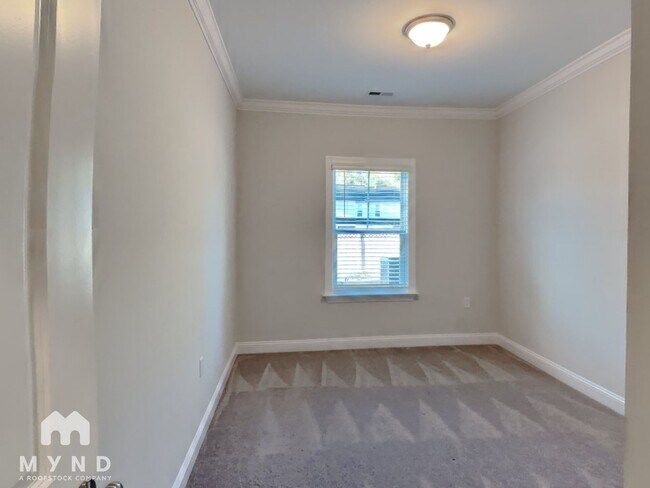Building Photo - 395 Jorpaul Dr