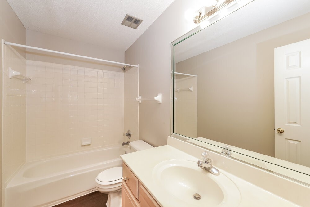 Building Photo - 8695 River Mill Cove