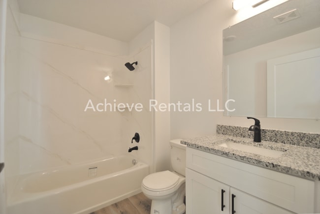 Building Photo - Westfield Lofts - Unit 13