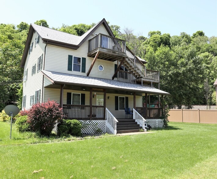 Primary Photo - 117 Short St