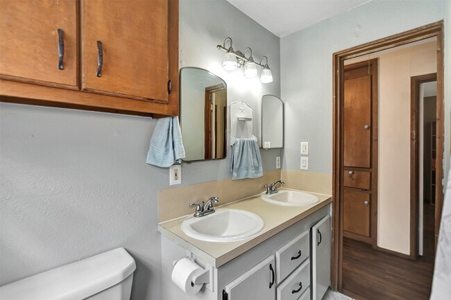 Building Photo - 15519 Yerby Rd