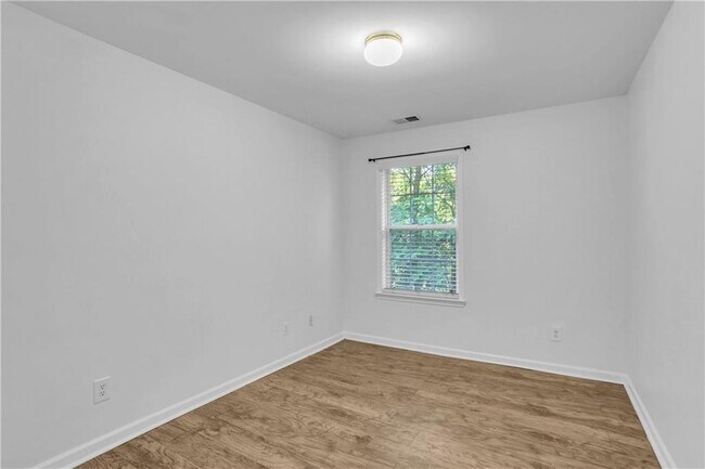 Building Photo - 1634 Jackson Way