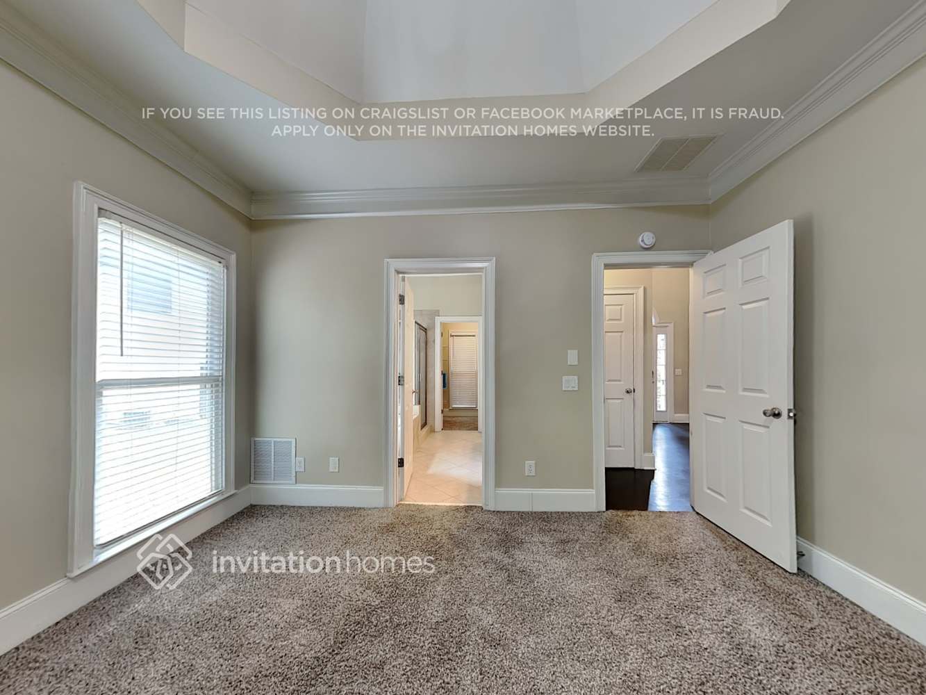 Building Photo - 14 Whitegrass Ct