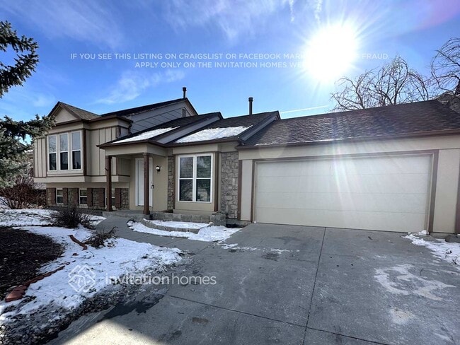 Building Photo - 21320 E Aberdeen Pl