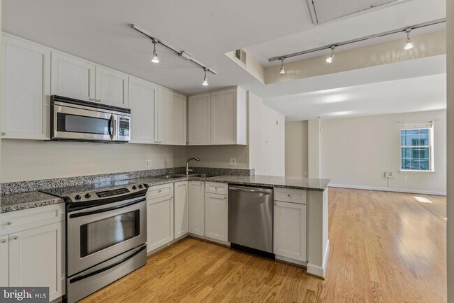 Building Photo - 1314 Massachusetts Ave NW