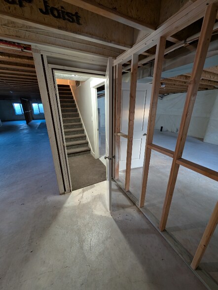 Building Photo - 638 W 1870 S