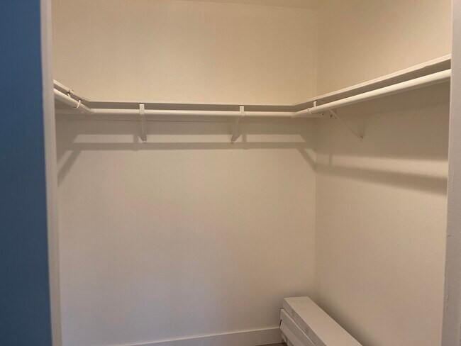 Building Photo - 53745 Avenida Diaz