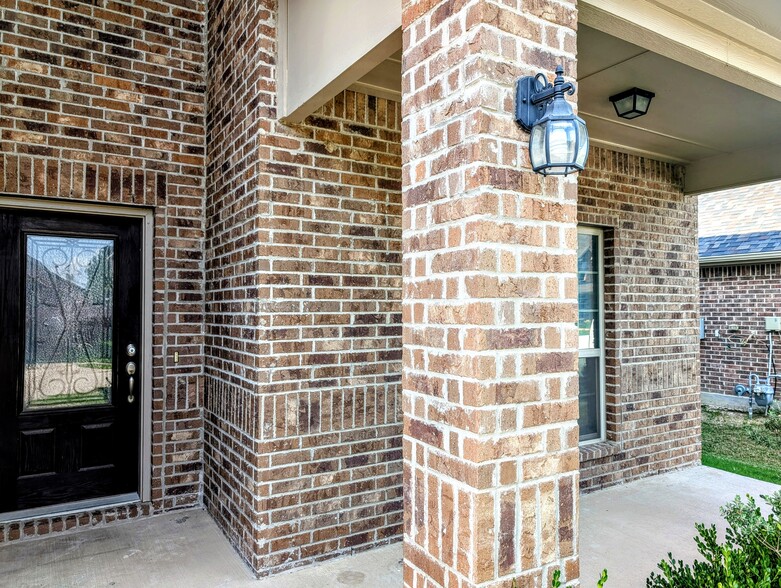 Building Photo - 10104 Kemah Pl