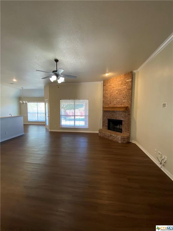 Building Photo - 1910 Stonehenge Dr