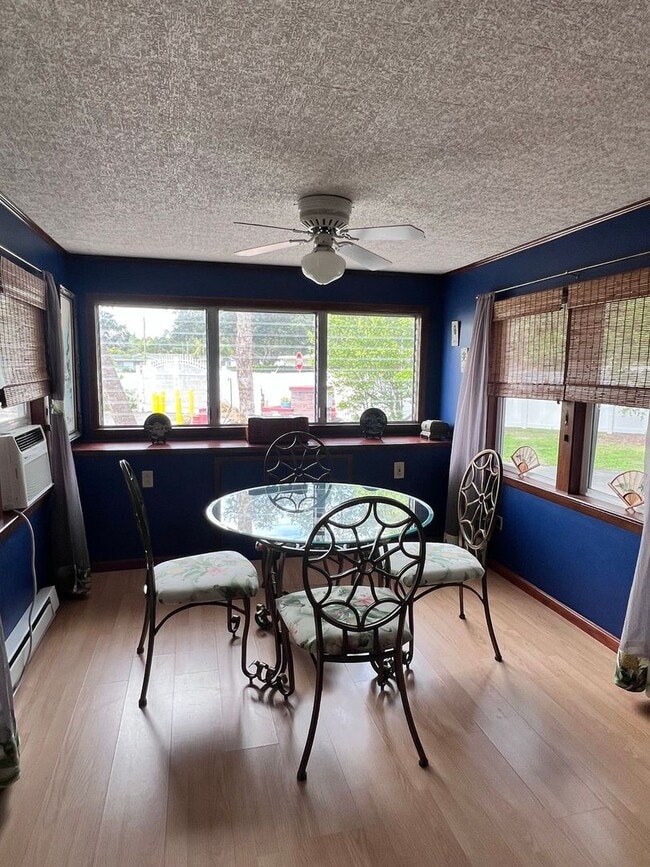 Building Photo - Regency Cove 55+ Gated Community - Stunnin...