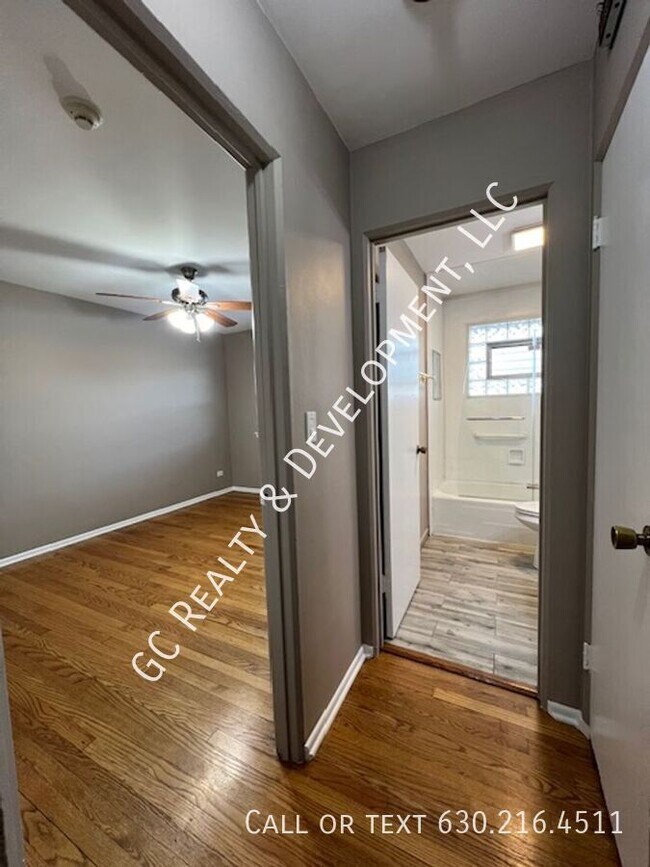Building Photo - 4323 Elm St
