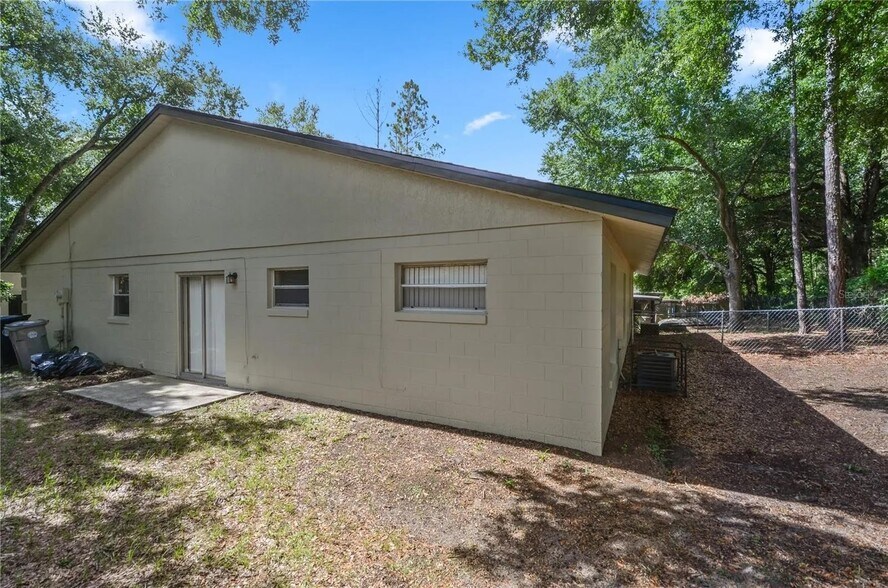 Building Photo - 1600 Cimarron Hills Dr