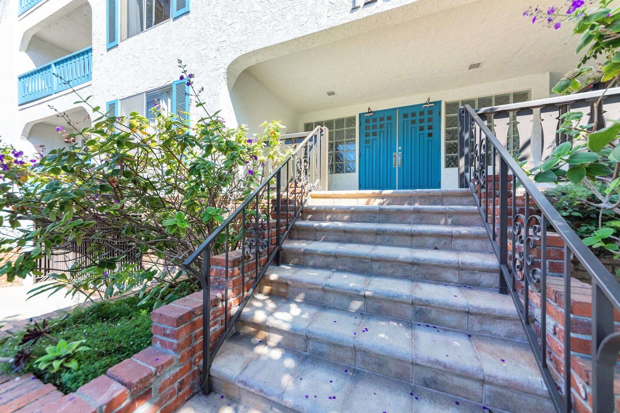 Building Photo - 1255 10th St