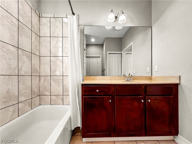 Building Photo - 9452 Montebello Way