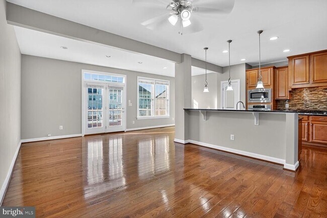 Building Photo - 21285 Park Grove Terrace