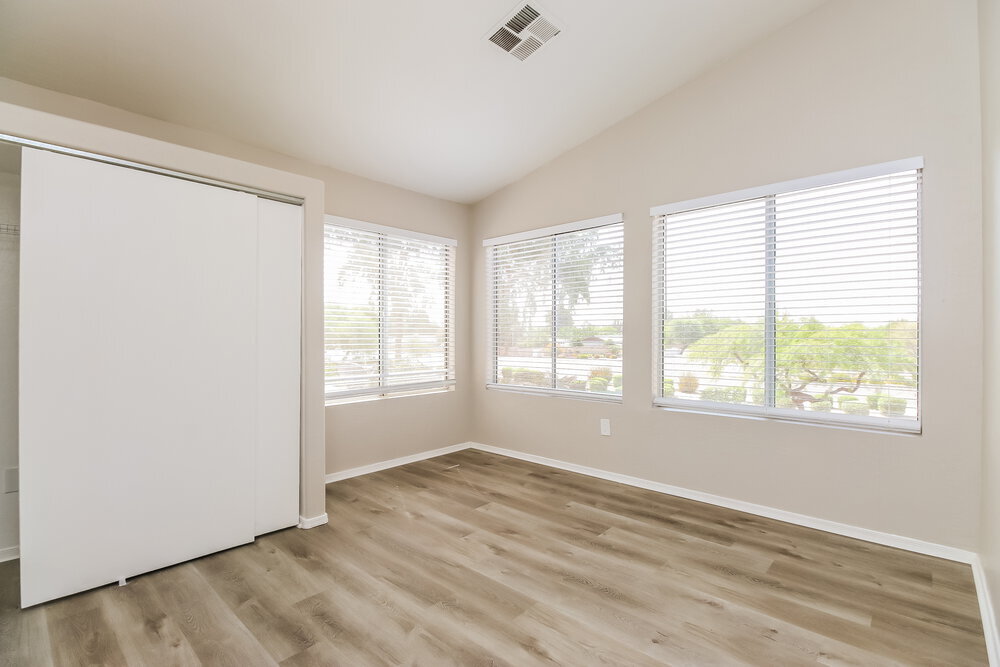 Building Photo - 773 E Kesler Ln