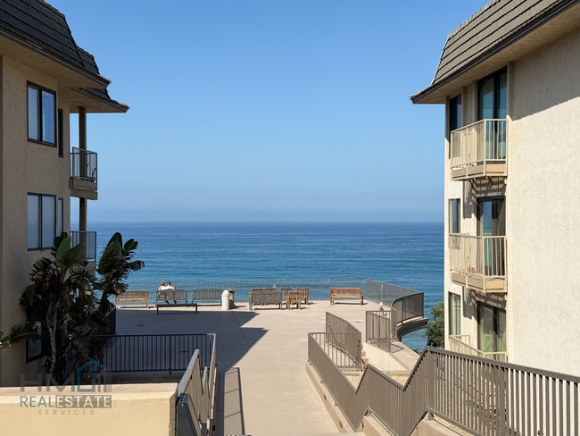 Building Photo - Del Mar Beach Club 2bd/2ba Condo