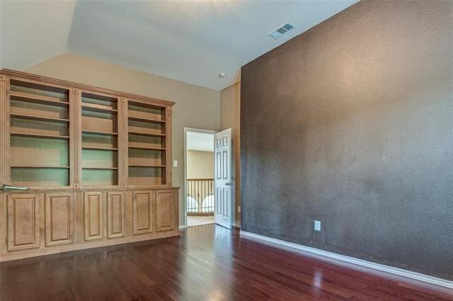 Building Photo - 5620 Sky Ridge Dr
