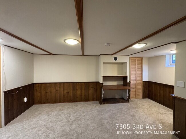 Building Photo - 7305 3rd Ave S