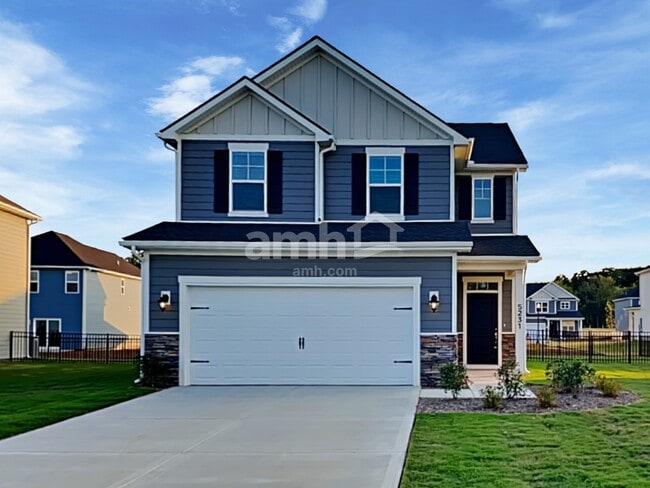 Building Photo - 5231 Valor Dr