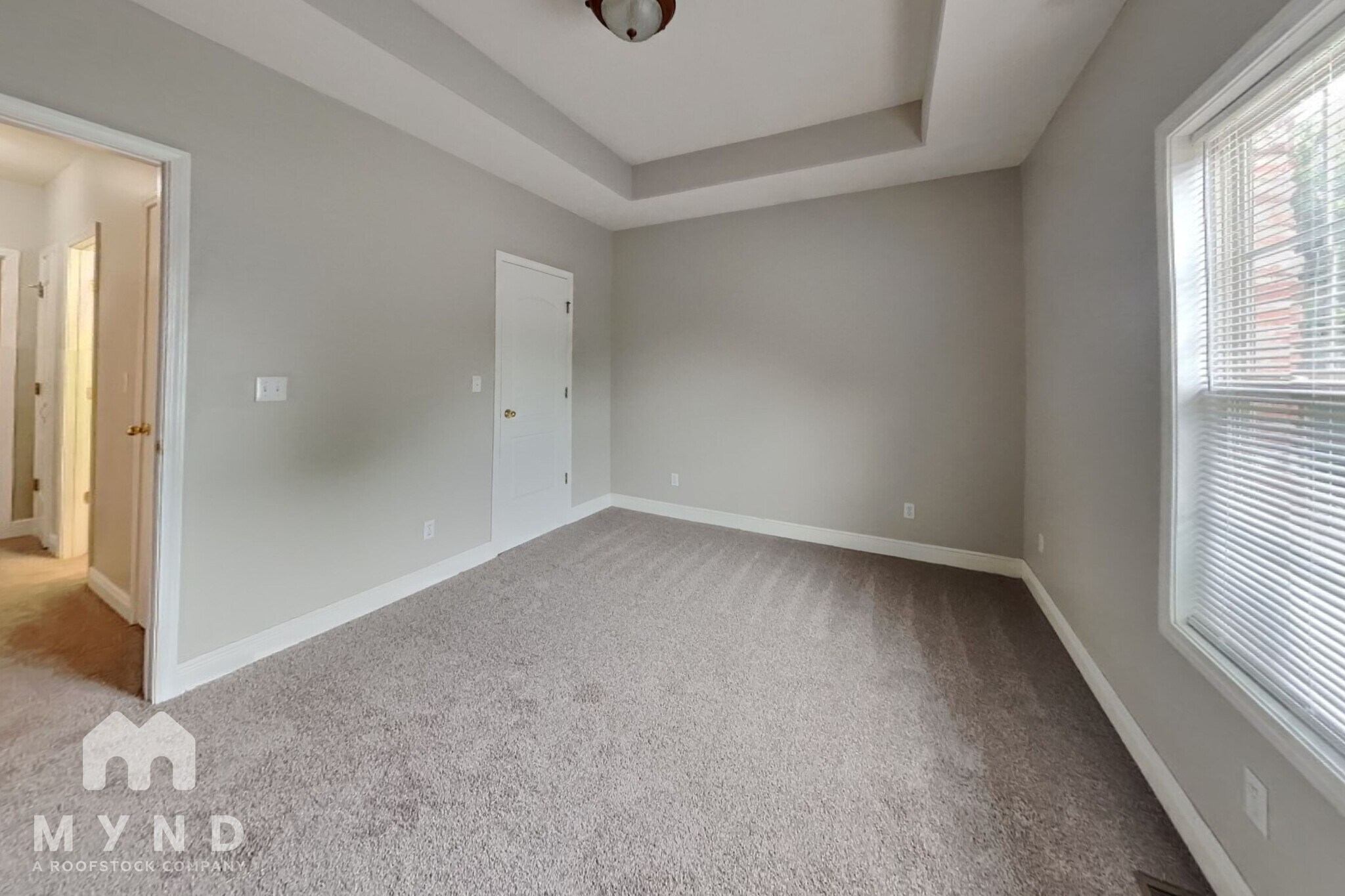 Building Photo - 5651 N 13th Ave